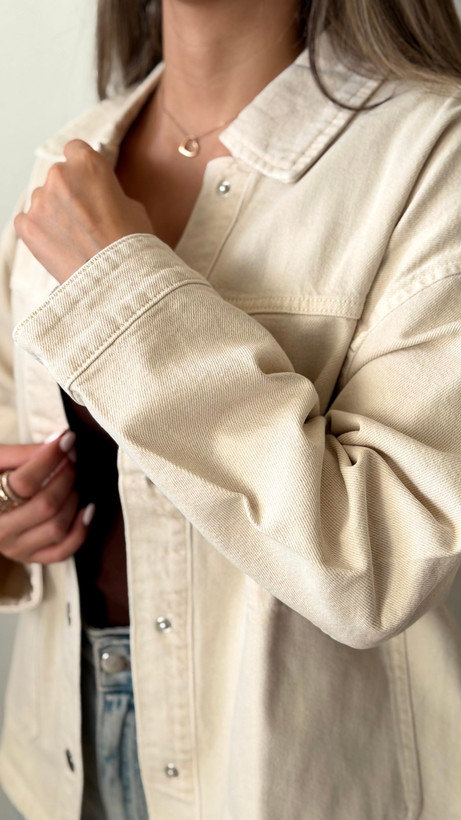 کت کتان کرم برند Stradivarius